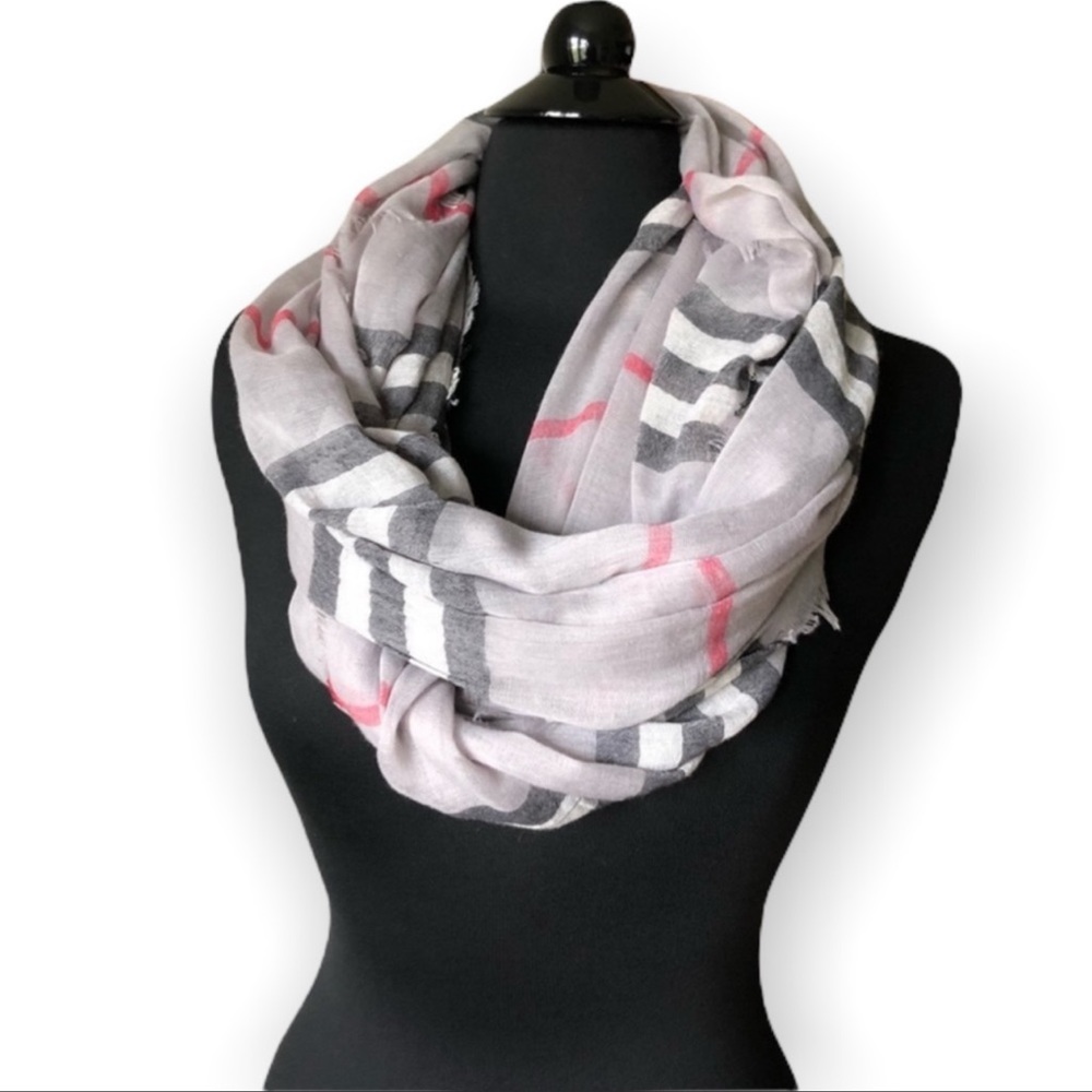 For @MaggieRossi!! One Beige/One Gray London Nova Check Infinity Scarf